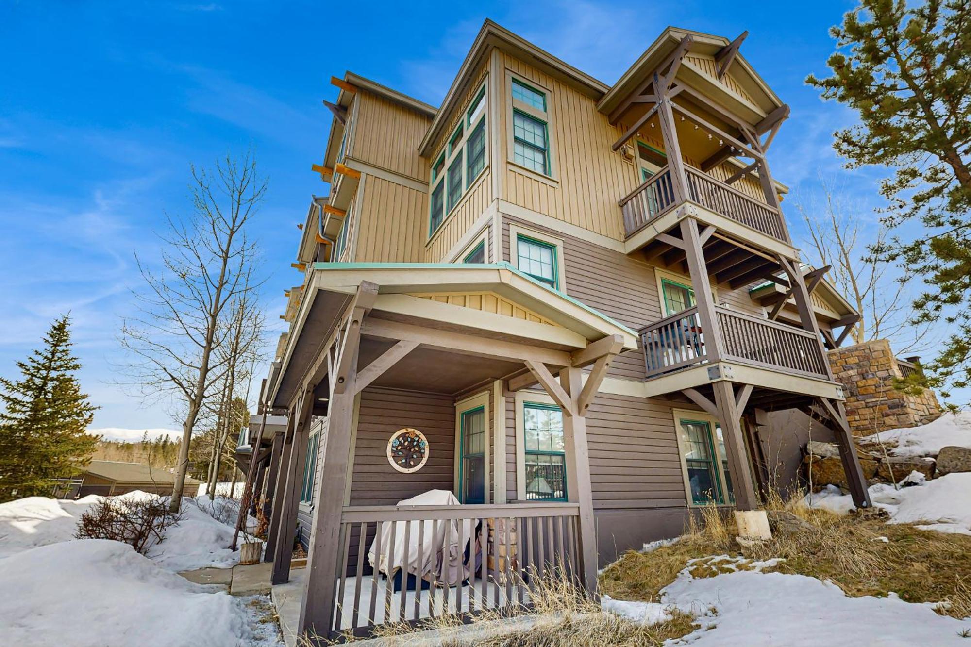Bluebird Skies Granby Bagian luar foto